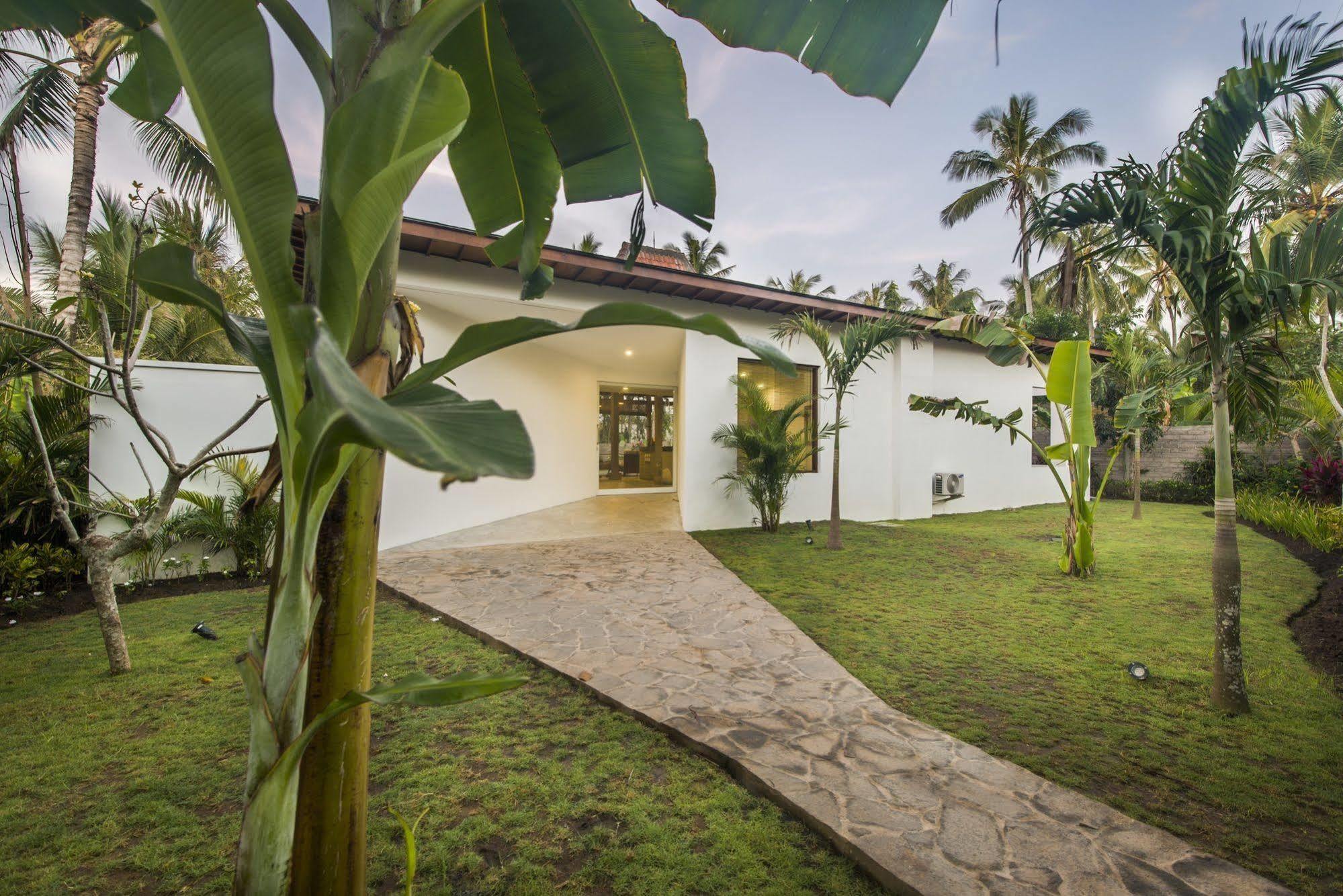 Melaya Estate By Lifestyleretreats Villa Penginuman Exterior photo